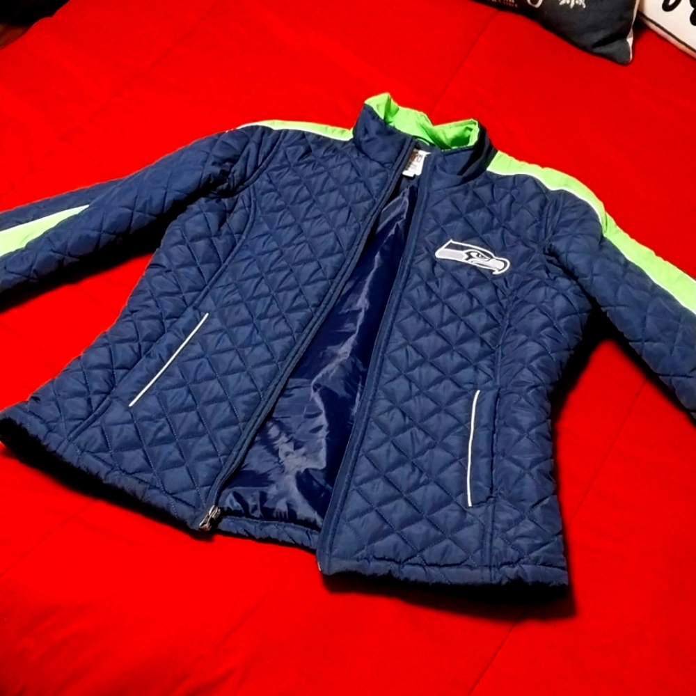 Thick NFL Seahawks jacket. Womens size large. NFL gear!